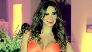 أنابيلا هلال – Annabella Hilal