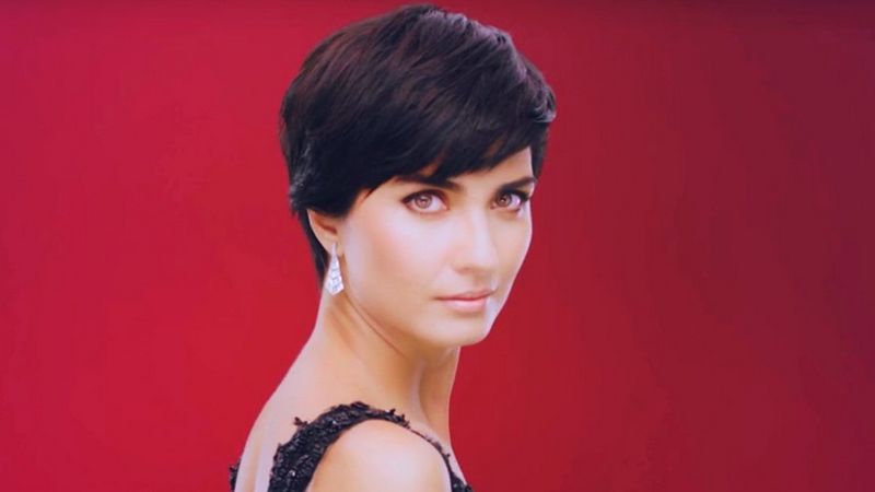 توبا بويوكستون - Tuba Buyukustun