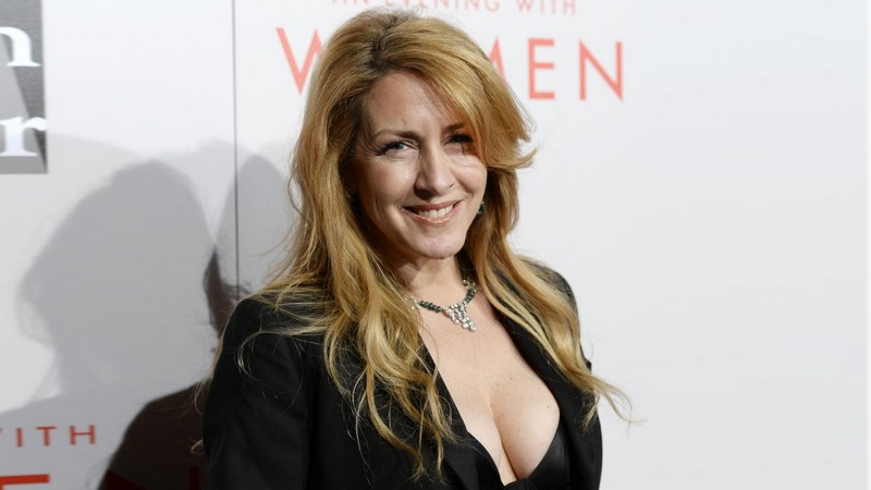 جولى فيشر - Joely Fisher