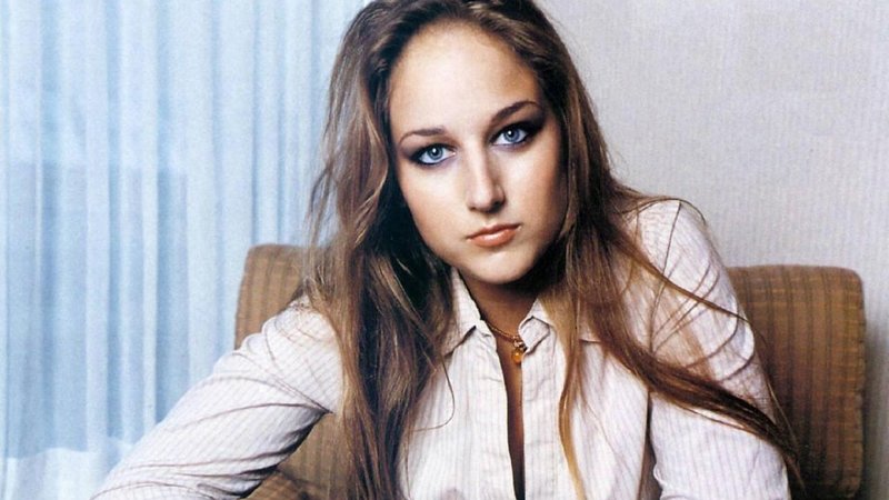 ليلي سوبيسكي - Leelee Sobieski