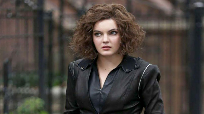 كامرين بيكوندوفا - Camren Bicondova