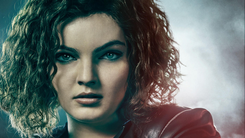 كامرين بيكوندوفا - Camren Bicondova