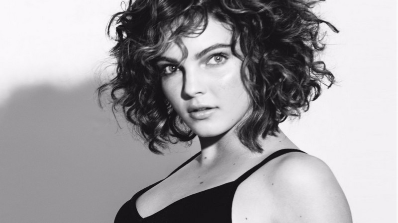 كامرين بيكوندوفا - Camren Bicondova