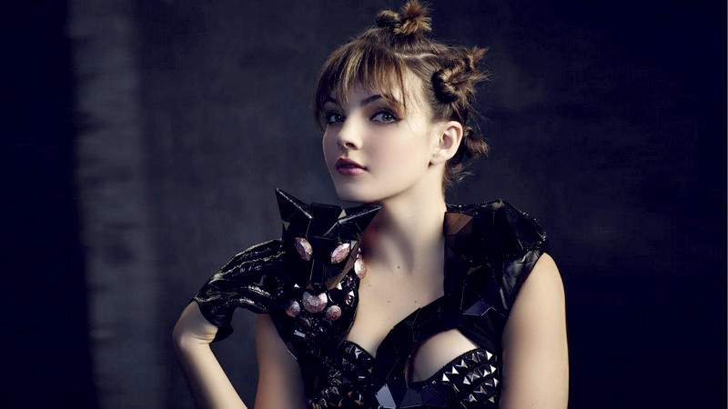 كامرين بيكوندوفا - Camren Bicondova