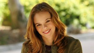 دانييل باناباكر - Danielle Panabaker