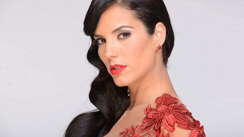 غابي إسبينو Gaby Espino