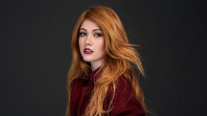 كاثرين ماكنمارا - Katherine McNamara