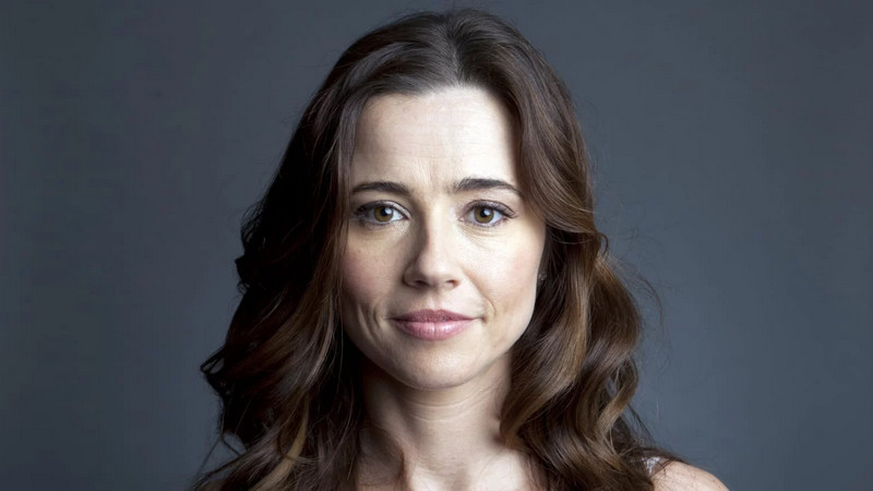 ليندا كارديليني - Linda Cardellini