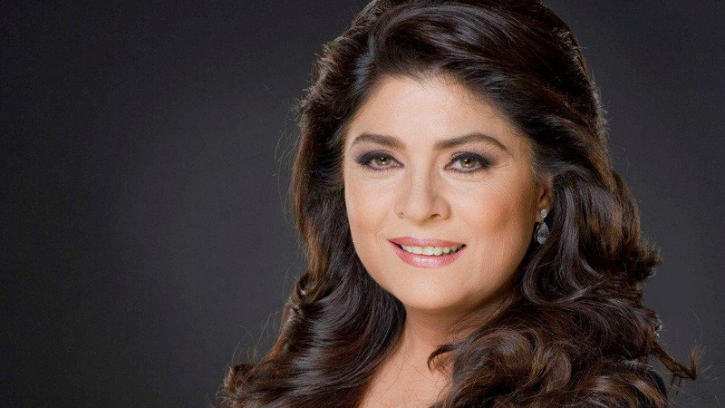 فيكتوريا روفو Victoria Ruffo