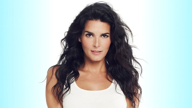 أنجي هارمون Angie Harmon