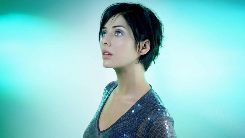 ناتالي إيمبروليا - Natalie Imbruglia