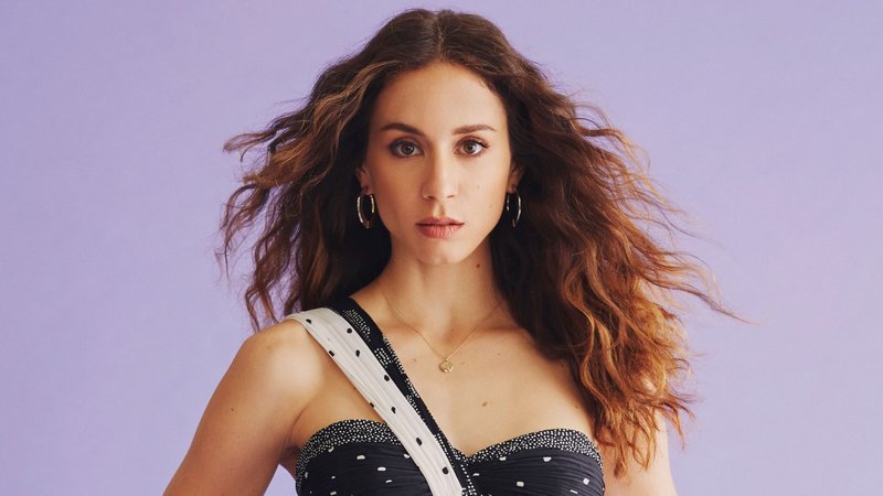 ترويان بيليساريو Troian Bellisario