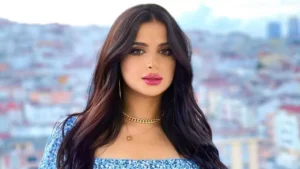 Houda Oubellane (Missdouaa)